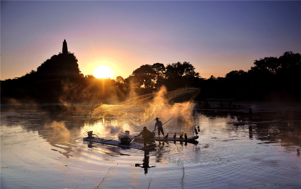 塔山鸟瞰及实景图