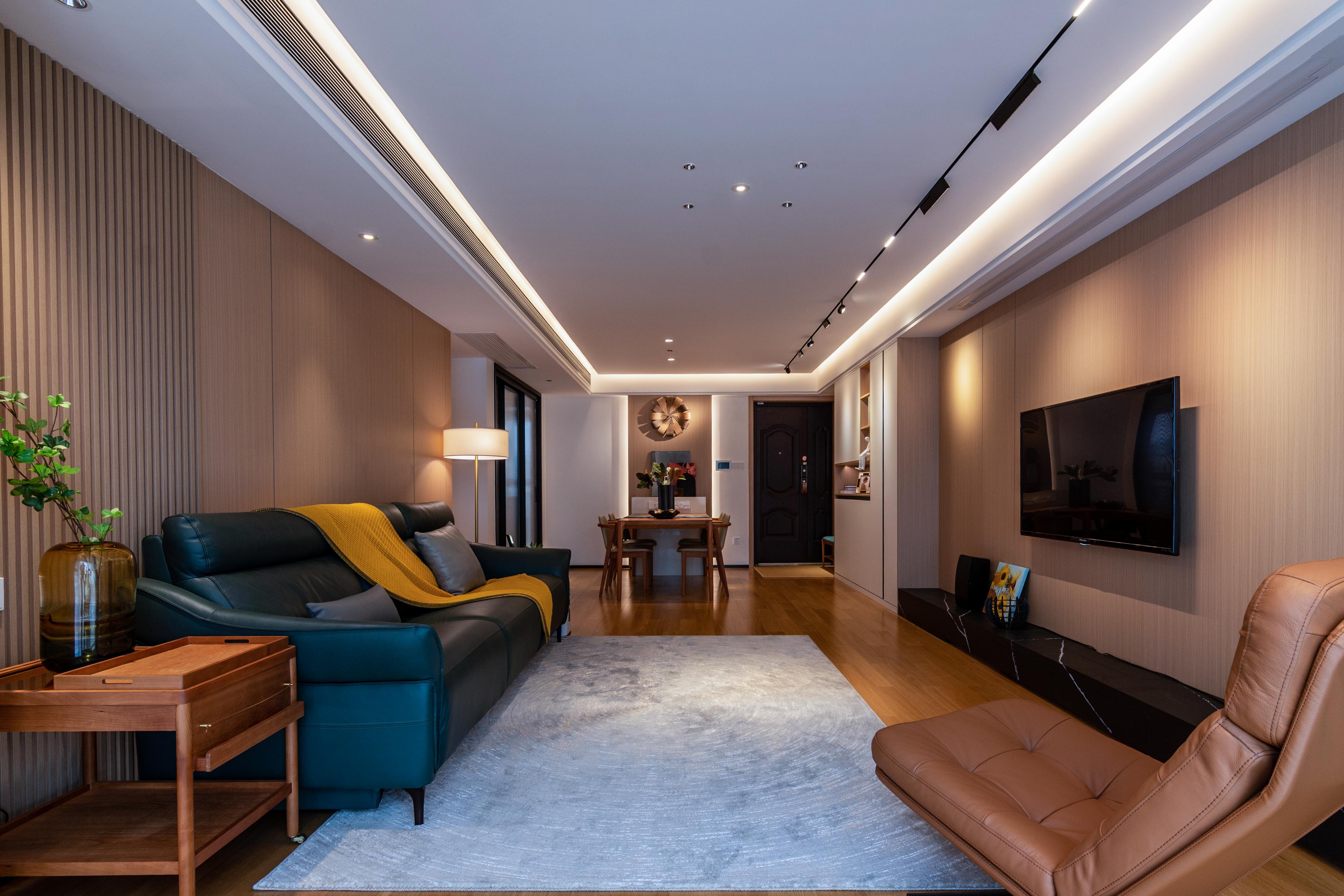 彰泰睿城 现代风暧色调