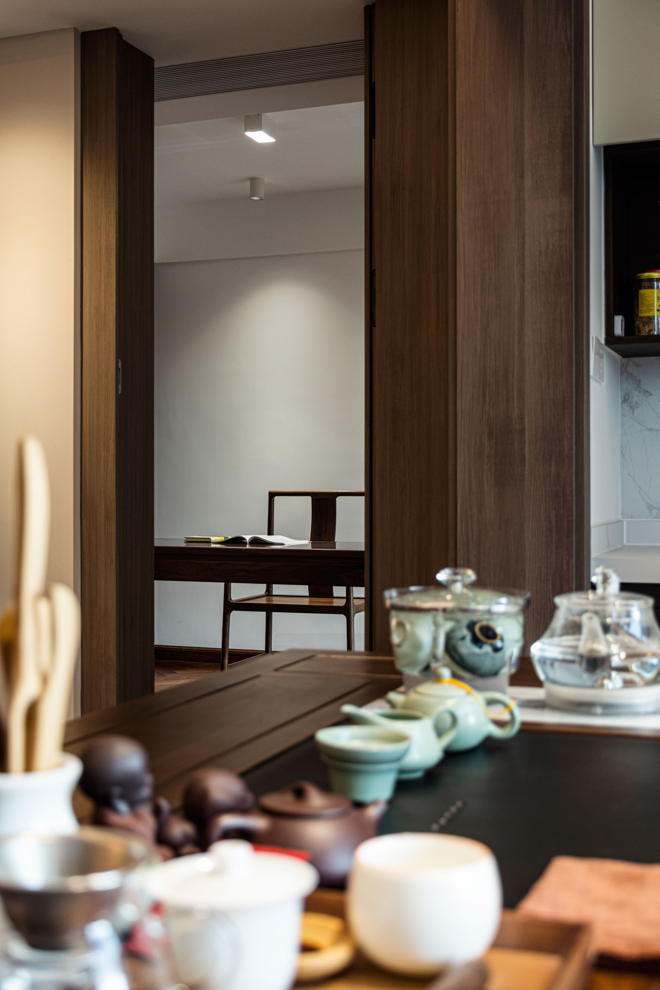 漓江郡府金桂府 现代风中式家具  实景